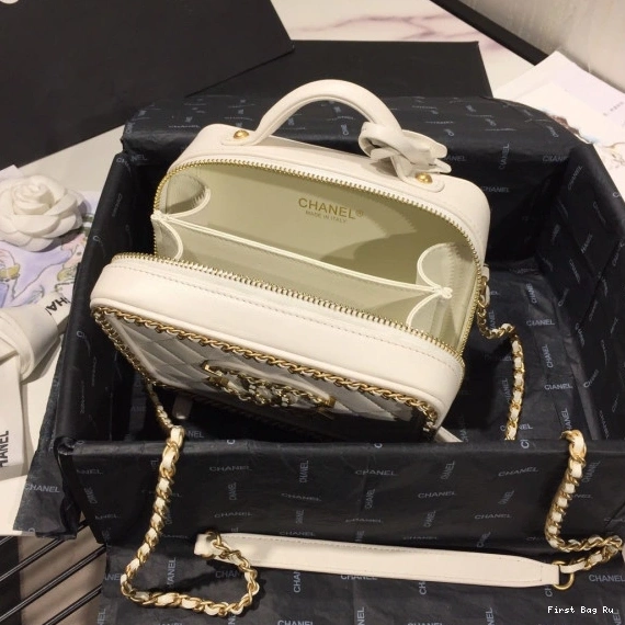 Firstbag Ru LARGE CHANEL SMALL VANITY CASE 0809